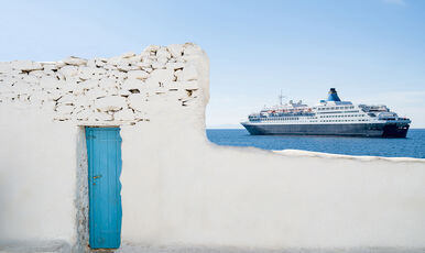 ÇEŞME HAREKETLİ SELECTUM BLU CRUISES İLE KAPIDA VİZELİ YUNAN ADALARI TURU