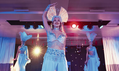 ÇEŞME HAREKETLİ SELECTUM BLU CRUISES İLE KAPIDA VİZELİ YUNAN ADALARI TURU